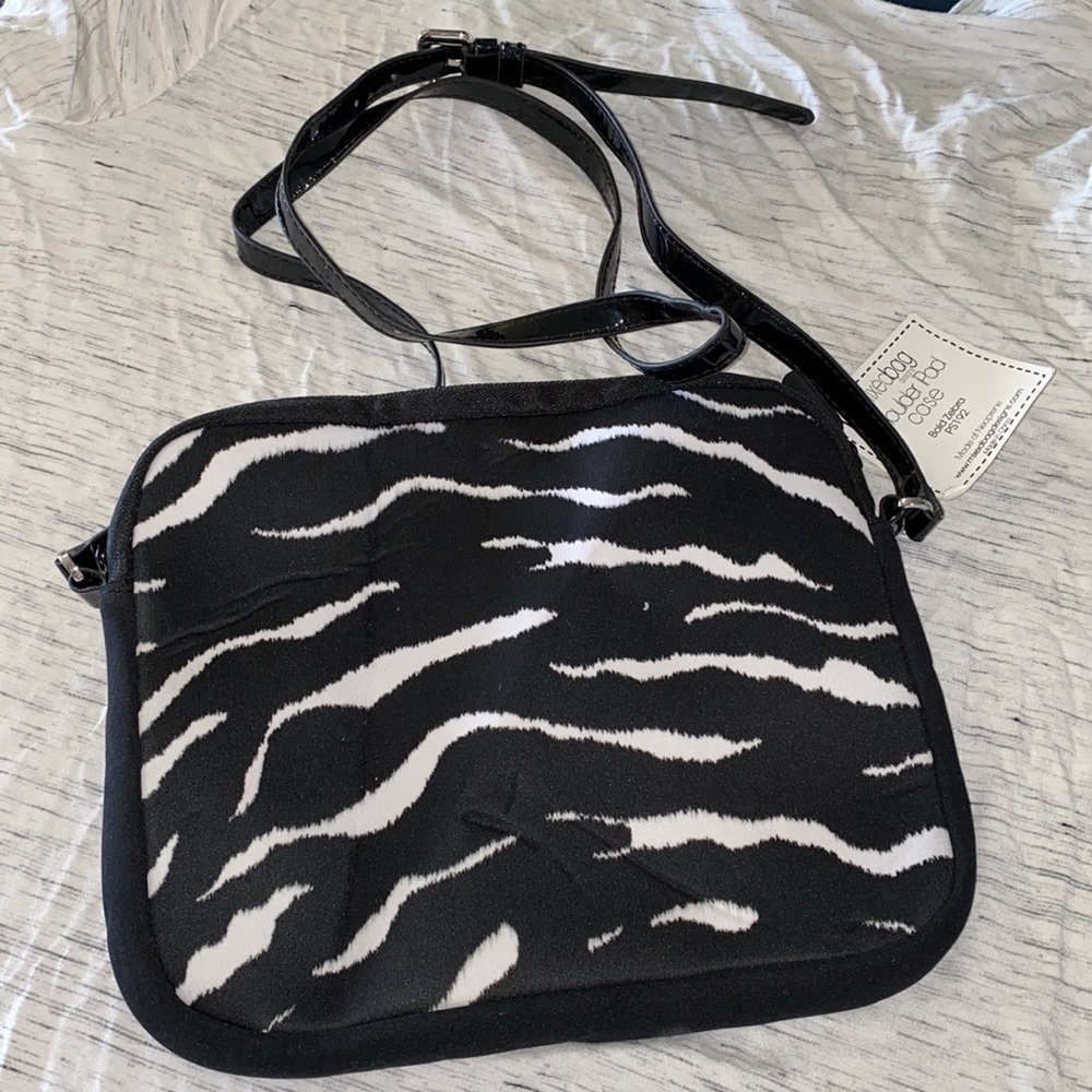 Shoulder iPad case bold zebra pattern new